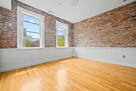 172 Cottage Street Boston MA 02128
