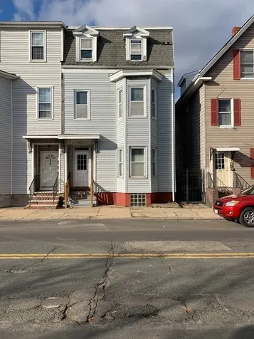 522 Saratoga Street Boston MA 02128