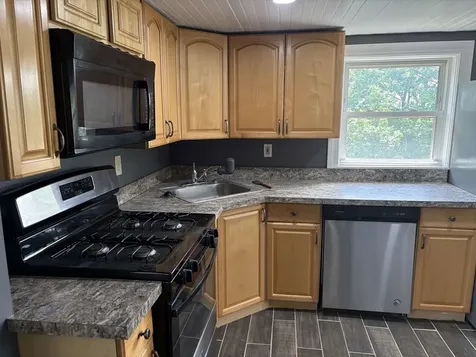 3 Bowdoin Avenue Boston MA 02121