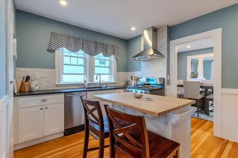 135 Russett Road Boston MA 02132
