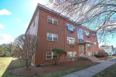 1105 Lexington Street Waltham MA 02452