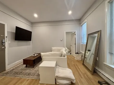 829 Boylston Street Boston MA 02116