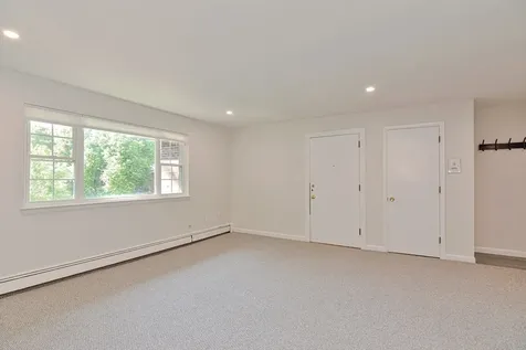 56 Jacqueline Road Waltham MA 02452