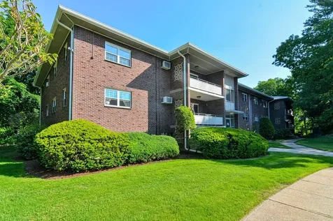 56 Jacqueline Road Waltham MA 02452