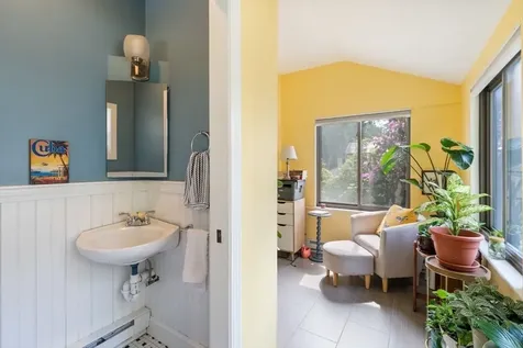 31 Braeburn Road Boston MA 02136