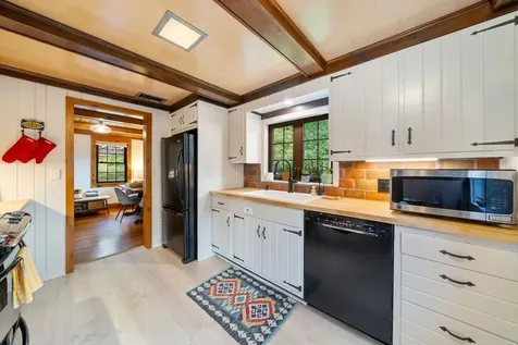 31 Braeburn Road Boston MA 02136