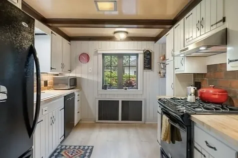 31 Braeburn Road Boston MA 02136