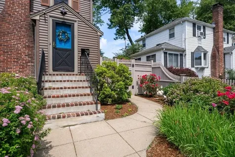 31 Braeburn Road Boston MA 02136