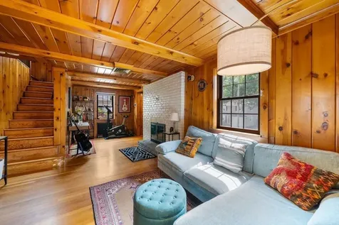 31 Braeburn Road Boston MA 02136