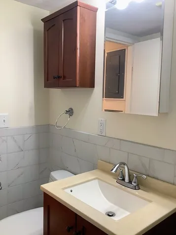 1105 Lexington Street Waltham MA 02452