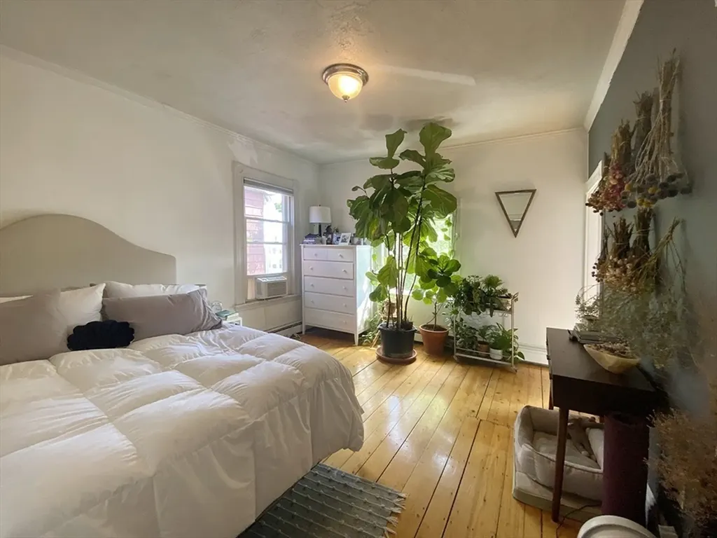 496 Sumner Street Boston MA 02128