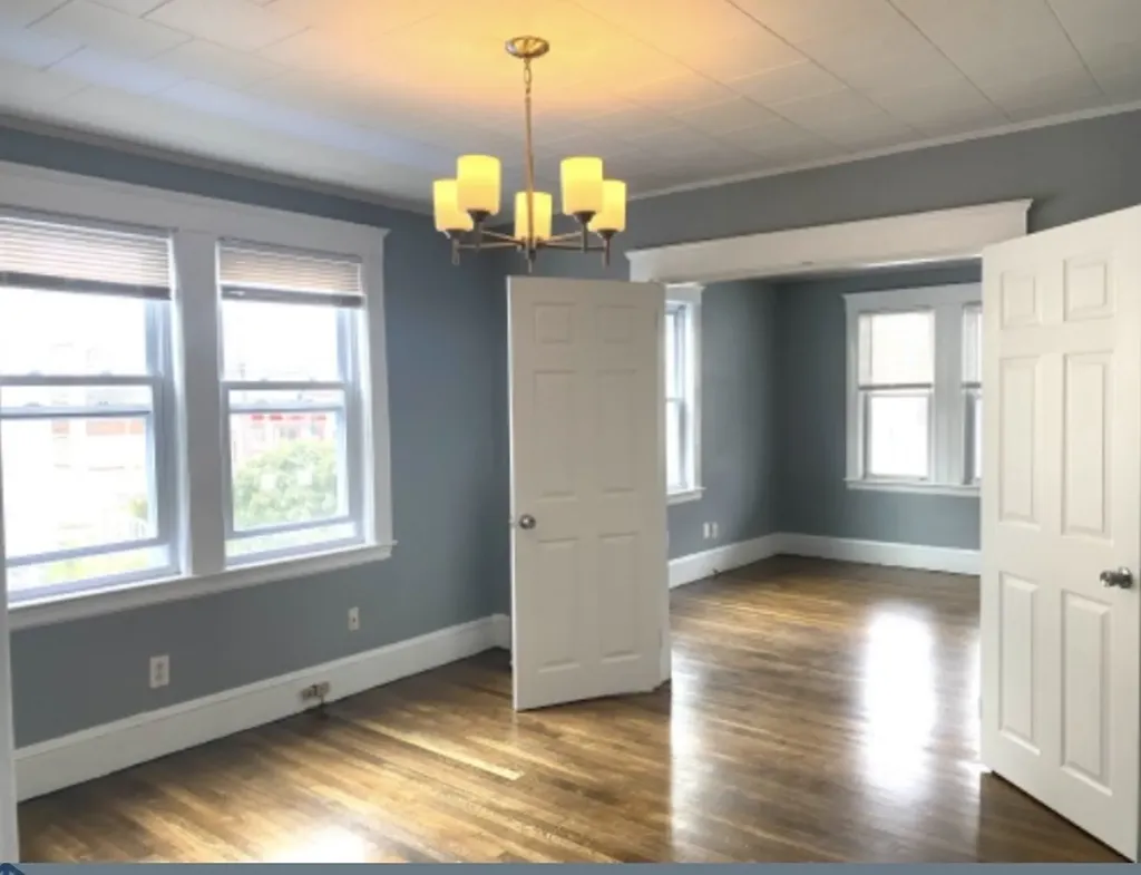 1083 Main Street Waltham MA 02451