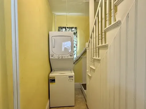 87 Glendower Road Boston MA 02151