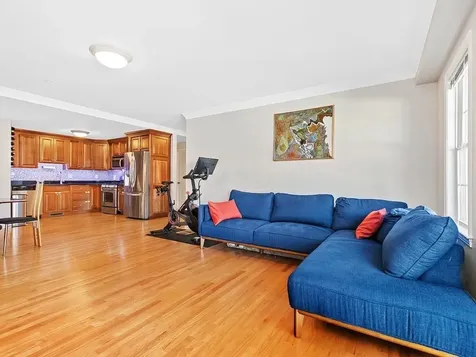 32 Common Street Waltham MA 02451