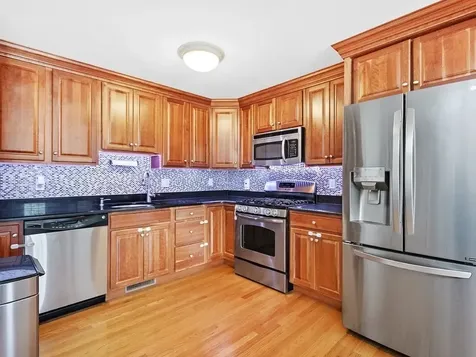 32 Common Street Waltham MA 02451