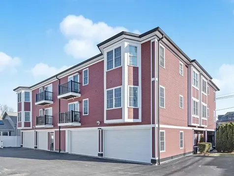 32 Common Street Waltham MA 02451