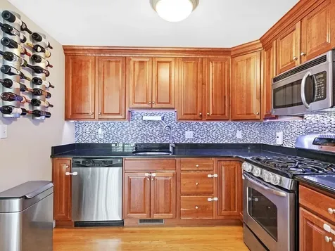 32 Common Street Waltham MA 02451