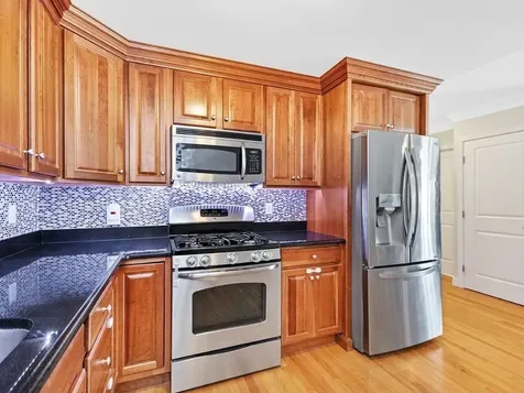 32 Common Street Waltham MA 02451