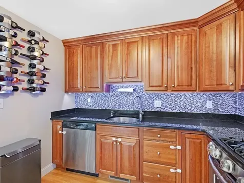 32 Common Street Waltham MA 02451