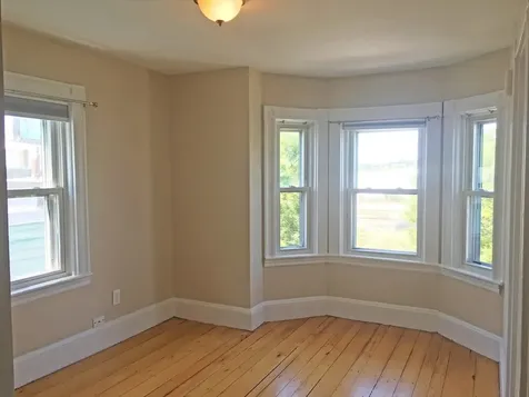 643 Saratoga Street Boston MA 02128