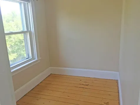 643 Saratoga Street Boston MA 02128