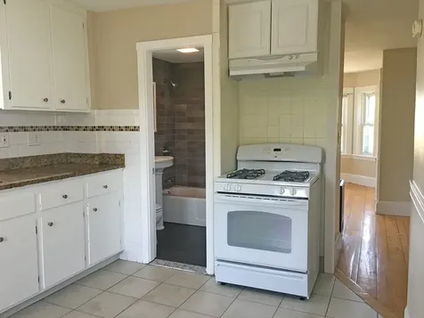 643 Saratoga Street Boston MA 02128