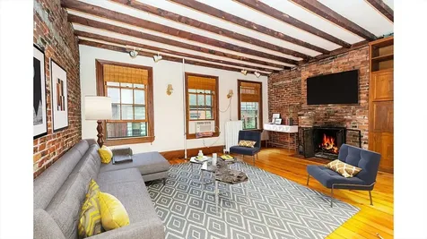 31 Myrtle Street Boston MA 02114