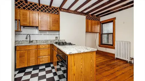 31 Myrtle Street Boston MA 02114