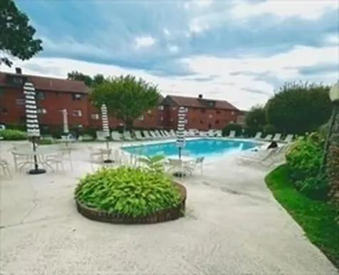 72 Charles River Road Waltham MA 02453