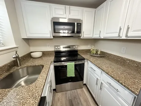 72 Charles River Road Waltham MA 02453