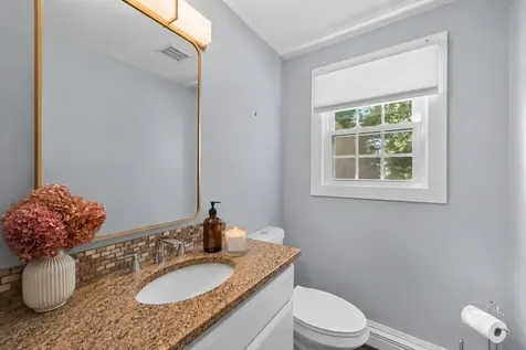 59 Wyvern Street Boston MA 02131