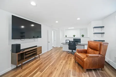 59 Wyvern Street Boston MA 02131