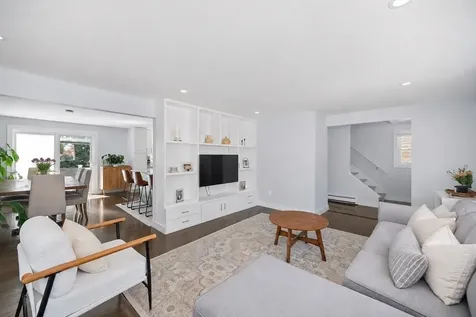 59 Wyvern Street Boston MA 02131
