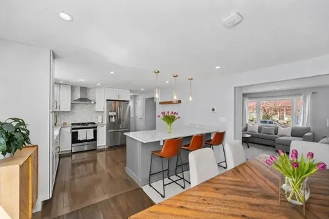 59 Wyvern Street Boston MA 02131