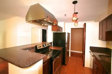 350 North Boston MA 02109