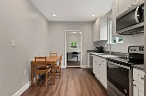 7 Abbotsford Street Boston MA 02121