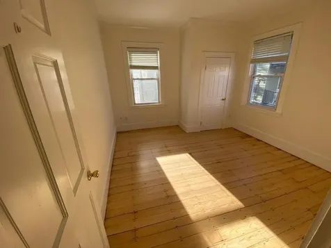 8 White Avenue Brookline MA 02467