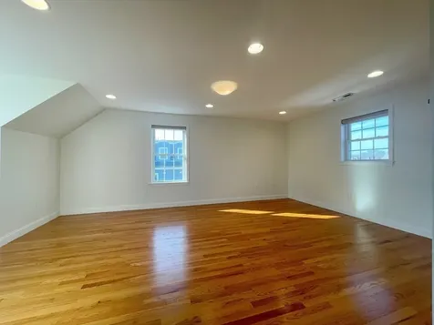 12 Naviens Lane Waltham MA 02453