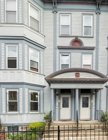 30 Hawthorne Street Boston MA 02119