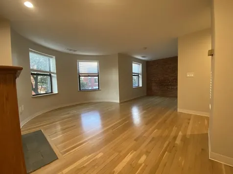 108 Gainsborough Boston MA 02115