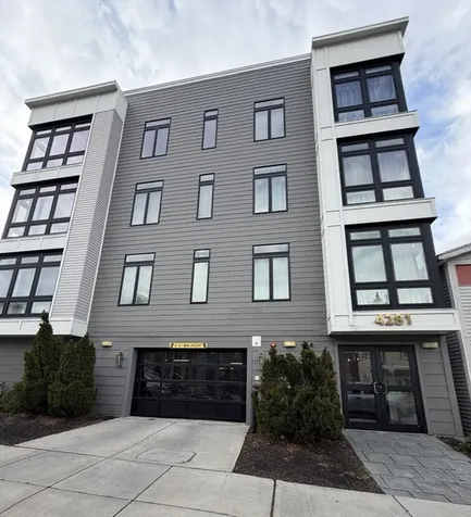 4281 Washington Street Boston MA 02131