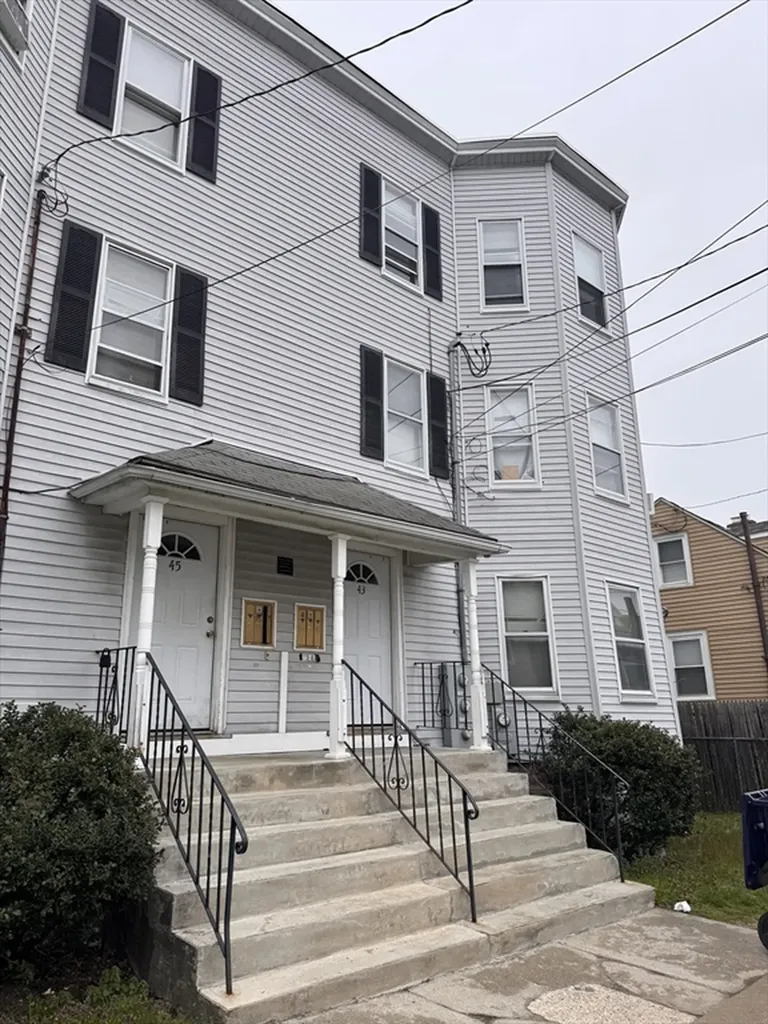 43 Sturbridge Street Boston MA 02126