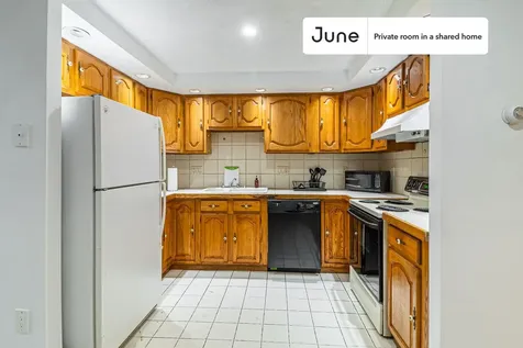 166 Auburn Street Boston MA 02139