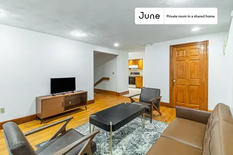 166 Auburn Street Boston MA 02139