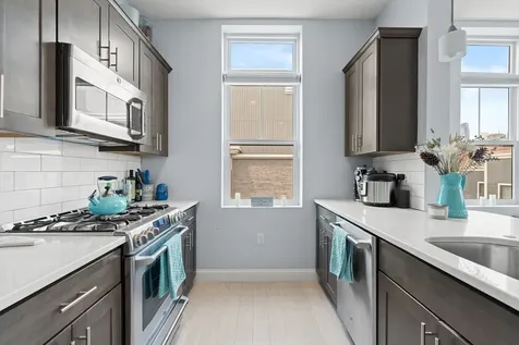170 West Broadway Boston MA 02127