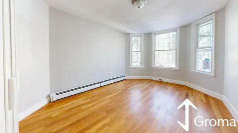 205 Chelsea Street Boston MA 02128