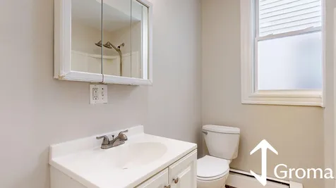 205 Chelsea Street Boston MA 02128