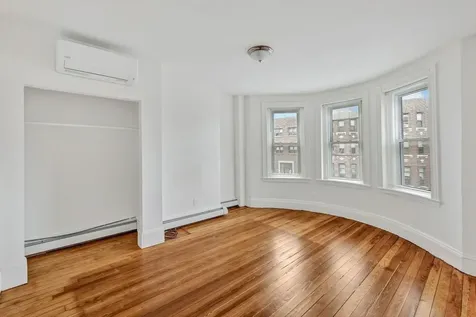 864 Huntington Avenue Boston MA 02115