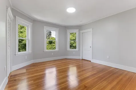 64 Bakersfield Boston MA 02125