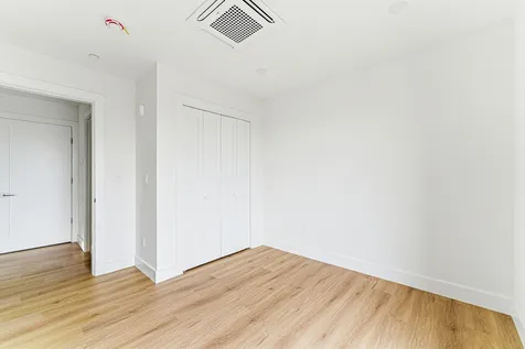 1035 Commonwealth Avenue Boston MA 02215